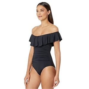 NWT La Blanca island goddess off the shoulder suit
